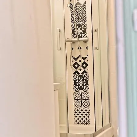 Au Centre De - 14eme Arrondissement Apartment Paris