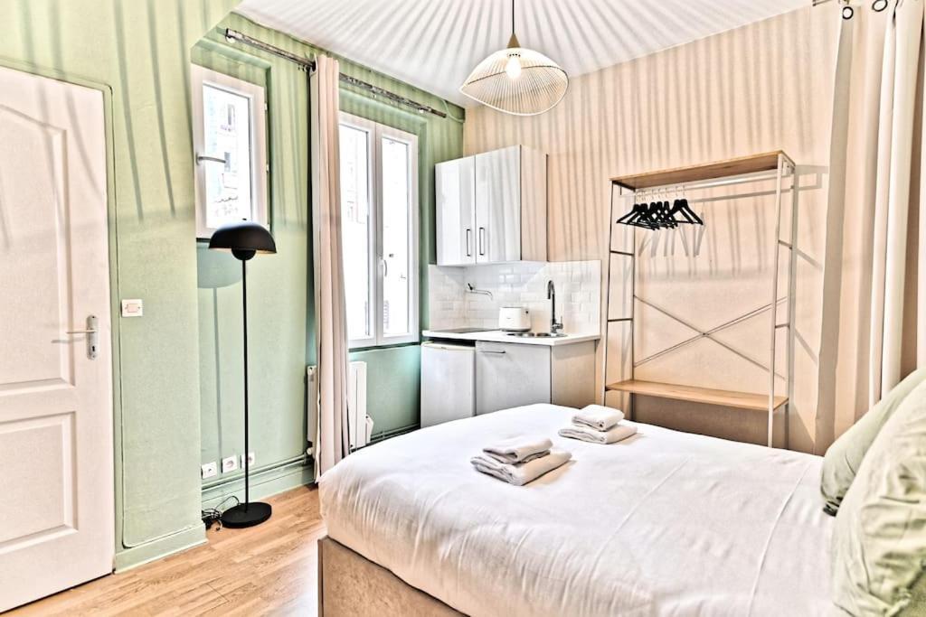 Au Centre De - 14eme Arrondissement Parigi